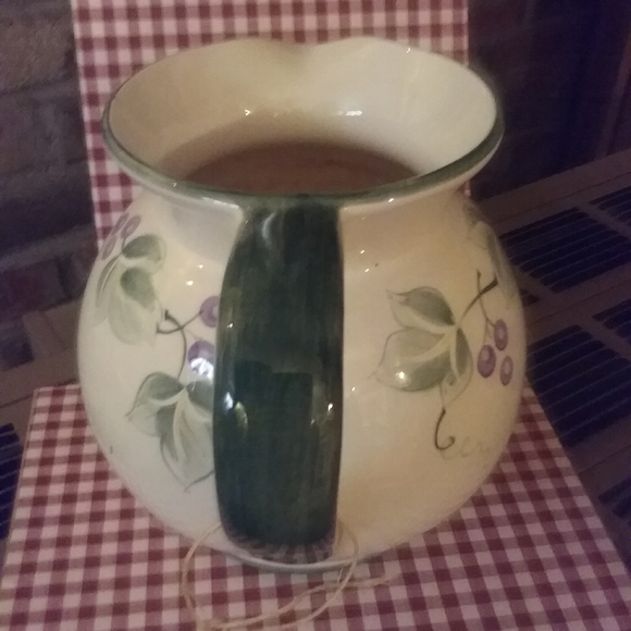 Pitcher - Picture 2 of 3